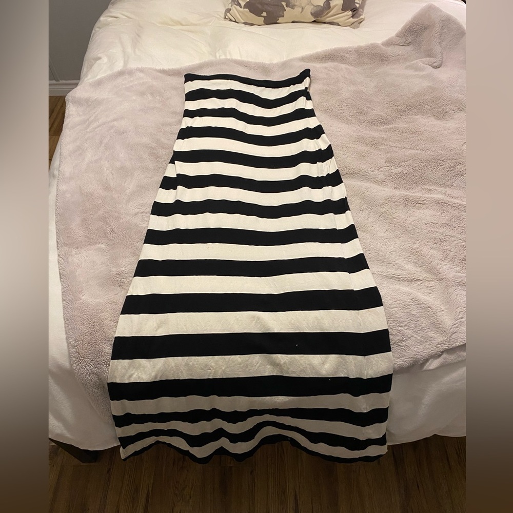 Club Monaco Tube dress. Size Large
